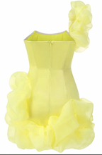 Charger l'image dans la galerie, One Shoulder Puff Dress Yellow Homecoming Dresses