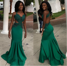 Charger l'image dans la galerie, V Neck Green Prom Dresses with Appliques Lace