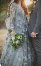 Charger l'image dans la galerie, Deep V Neck Wedding Dresses Bridal Gown with Lace