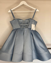 Carica l'immagine nel visualizzatore di Gallery, Homecoming Dresses Green Short Prom Dresses