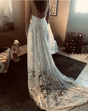 Charger l'image dans la galerie, Spaghetti Straps Lace Wedding Dresses Bridal Gown Slit Side