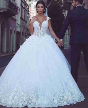 Charger l'image dans la galerie, White Wedding Dresses Bridal Gown with Lace