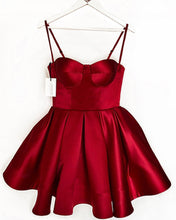 Charger l'image dans la galerie, Homecoming Dresses Green Short Prom Dresses