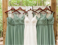Laden Sie das Bild in den Galerie-Viewer, Sage Bridesmaid Dresses Straps Chiffon