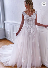 Charger l'image dans la galerie, Wedding Dresses Bridal Gown with Appliques Lace