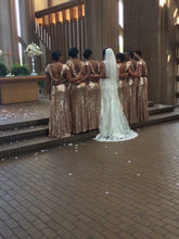 Cargar imagen en el visor de la galería, Sheath Long Bridesmaid Dresses Sequined