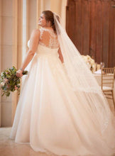 Laden Sie das Bild in den Galerie-Viewer, Plus Size Wedding Dresses Bridal Gown with Lace