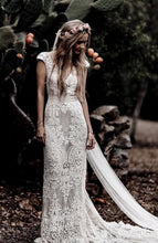 Laden Sie das Bild in den Galerie-Viewer, Retro Lace Wedding Dresses Bridal Gown V Neck