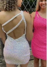 Carica l'immagine nel visualizzatore di Gallery, One Shoulder Sequins Homecoming Dresses Prom Dresses Short