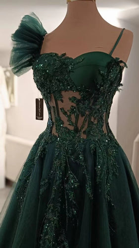 Straps Shoulder Prom Dresses Princess Gown with Leaves Lace