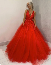 Load image into Gallery viewer, V Neck Prom Dresses with Appliqué Tulle Floor Length