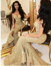 Charger l'image dans la galerie, Spaghetti Straps Gold Prom Dresses Slit
