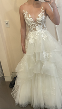 Charger l'image dans la galerie, V Neck Wedding Dresses Bridal Gown with Lace