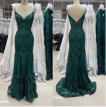 Cargar imagen en el visor de la galería, Green Spaghetti Straps Prom Dresses with Appliques Lace