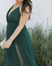 Carica l&#39;immagine nel visualizzatore di Gallery, Green Prom Dresses Slit Side Dark Green Tulle