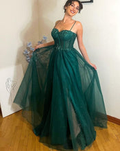 Laden Sie das Bild in den Galerie-Viewer, Green Prom Dresses Sparkly Floor Length