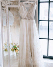 画像をギャラリービューアに読み込む, V Neck Wedding Dresses Bridal Gown Vintage