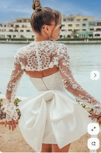 画像をギャラリービューアに読み込む, White Strapless Wedding  Gown Short Length