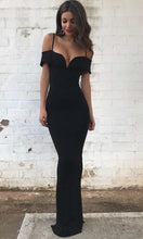 Laden Sie das Bild in den Galerie-Viewer, Black Prom Dresses Spandex Floor Length