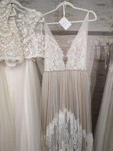 Cargar imagen en el visor de la galería, Boho Wedding Dresses Bridal Gown Vintage