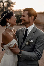 Laden Sie das Bild in den Galerie-Viewer, Boho Wedding Dresses Bridal Gown Off Shoulder Slit