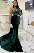 Load image into Gallery viewer, Dark Green Prom Dresses Mermaid with Beading