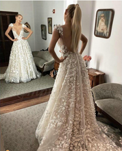 画像をギャラリービューアに読み込む, Deep V Neck Wedding Dresses Bridal Gown with 3D Flowers