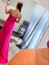 Laden Sie das Bild in den Galerie-Viewer, Prom Dresses Sweetheart Fuchsia Slit Side