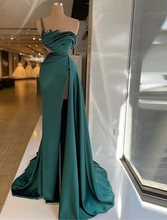 Laden Sie das Bild in den Galerie-Viewer, One Shoulder Prom Dresses