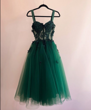 画像をギャラリービューアに読み込む, Straps Green Prom Dresses with 3D Flowers