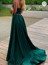 Laden Sie das Bild in den Galerie-Viewer, Green Prom Dresses Slit Side Spaghetti Straps Waist with Beaded