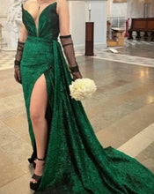 Laden Sie das Bild in den Galerie-Viewer, Dark Green Prom Dresses Evening Gown