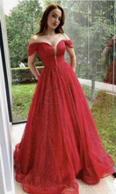 Laden Sie das Bild in den Galerie-Viewer, Off Shoulder Prom Dresses Burgundy Sparkly