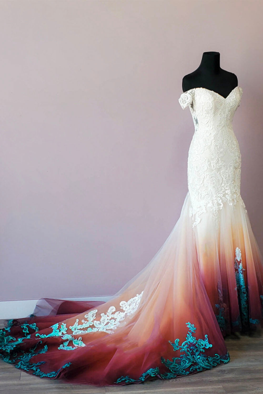 Gradient wedding dress | Honestweddingadvice.com