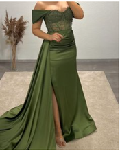 Load image into Gallery viewer, Olive Green Prom Dresses Mermaid with Lace