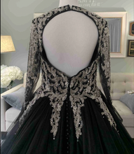 画像をギャラリービューアに読み込む, V Neck Black Prom Dresses with Sleeves with Silver Beading
