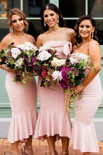 Laden Sie das Bild in den Galerie-Viewer, Strapless Pink Bridesmaid Dresses Ankle Length