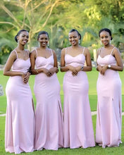 Laden Sie das Bild in den Galerie-Viewer, Pink Bridesmaid Dresses Spaghetti Straps Slit Side