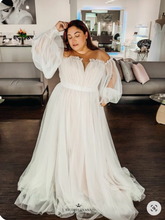 Load image into Gallery viewer, Plus Size Wedding Dresses Bridal Gown with Long Sleeves