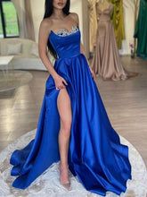 Laden Sie das Bild in den Galerie-Viewer, Prom Dresses Royal Blue Slit Side Sweetheart with Beading