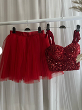 Laden Sie das Bild in den Galerie-Viewer, Two Piece Homecoming Dresses Red Prom Dresses Short