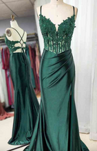 Cargar imagen en el visor de la galería, Green Prom Dresses Spaghetti Straps with Appliques Lace