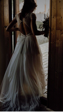 Load image into Gallery viewer, Vintage Wedding Dresses Bridal Gown Cap Sleeves