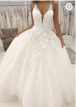 画像をギャラリービューアに読み込む, V Neck Wedding Dresses Bridal Gown V Back