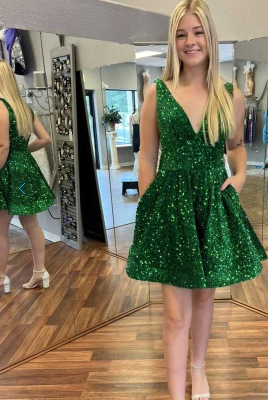 V Neck Prom Dresses Sparkly Sequins Green