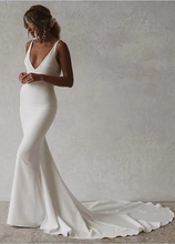 Load image into Gallery viewer, V Neck Wedding Dresses Bridal Gown Backless