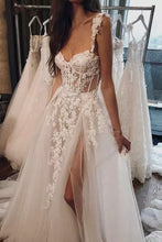 Laden Sie das Bild in den Galerie-Viewer, Sparkly Wedding Dresses Bridal Gown Straps