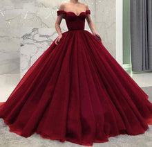 Cargar imagen en el visor de la galería, Off the Shoulder Black/Burgundy/Navy Blue Ball Gown Prom Dresses for Women