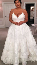 Laden Sie das Bild in den Galerie-Viewer, Plus Size Sparkly Spaghetti Straps Wedding Dresses Bridal Gown with Appliques