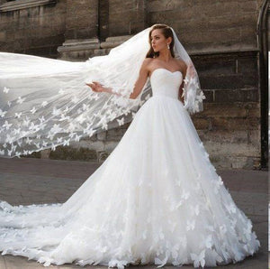 Strapless White Wedding Dresses Bridal Gowns with Butterfly